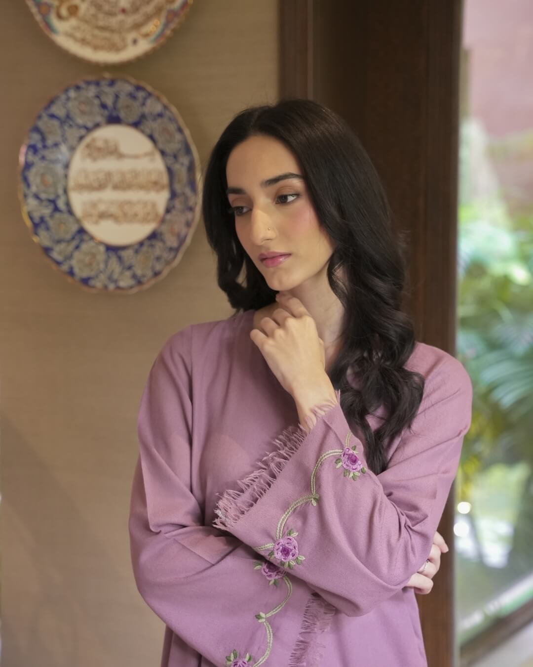 Gulaaha Lilac suit