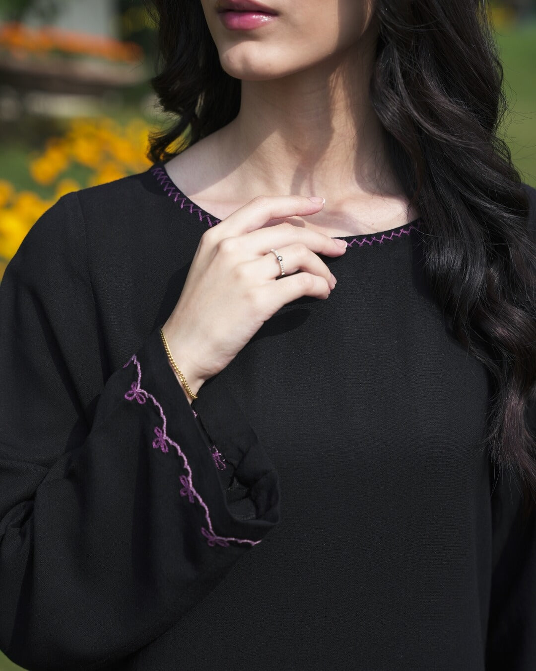 Gulaaha Black Suit
