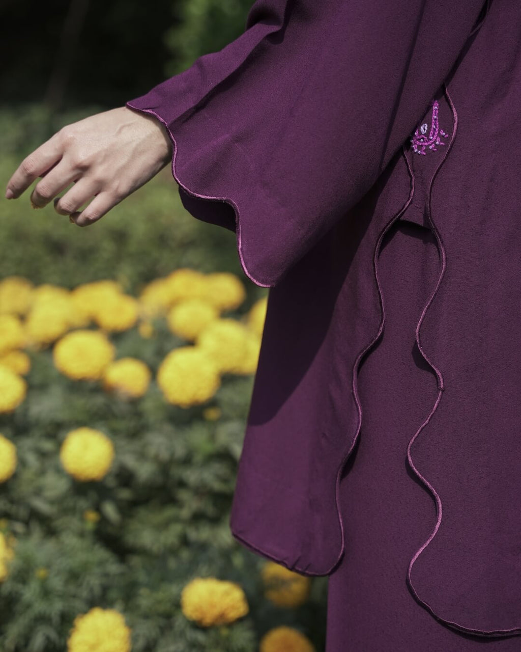 Gulaaha Plum suit
