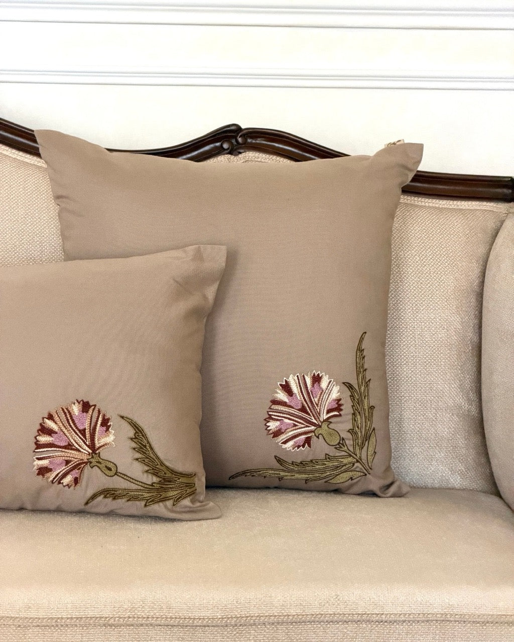 Mehkaar cushion