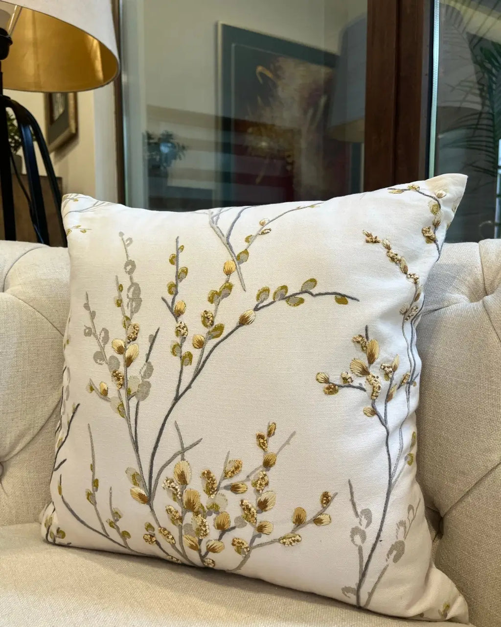 Sehr Square Cushion