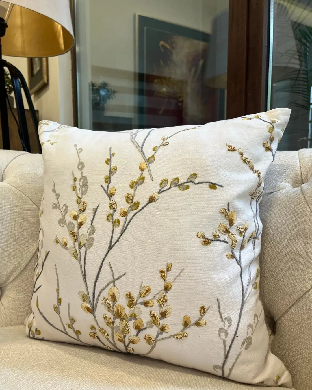 Sehr Square Cushion