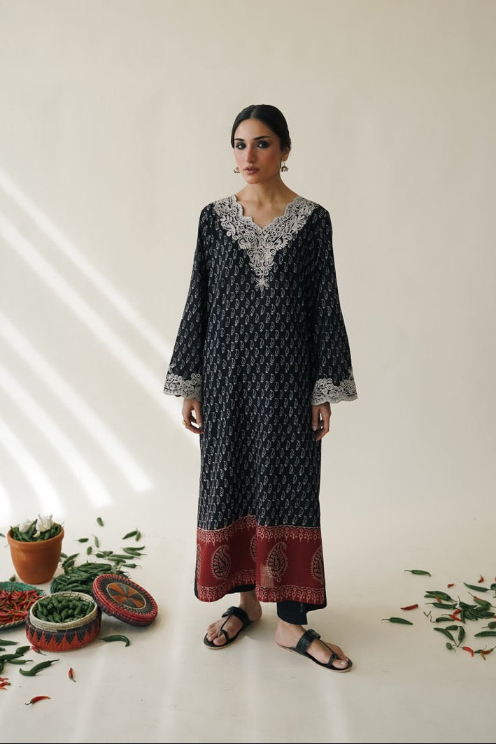 Raaz Ajrak 2 Pc Suit