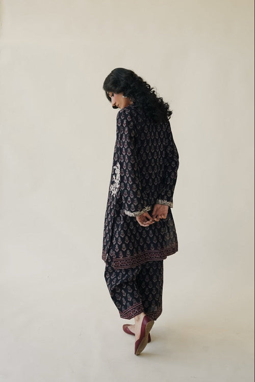 Abeer Ajrak 2 Pc Suit