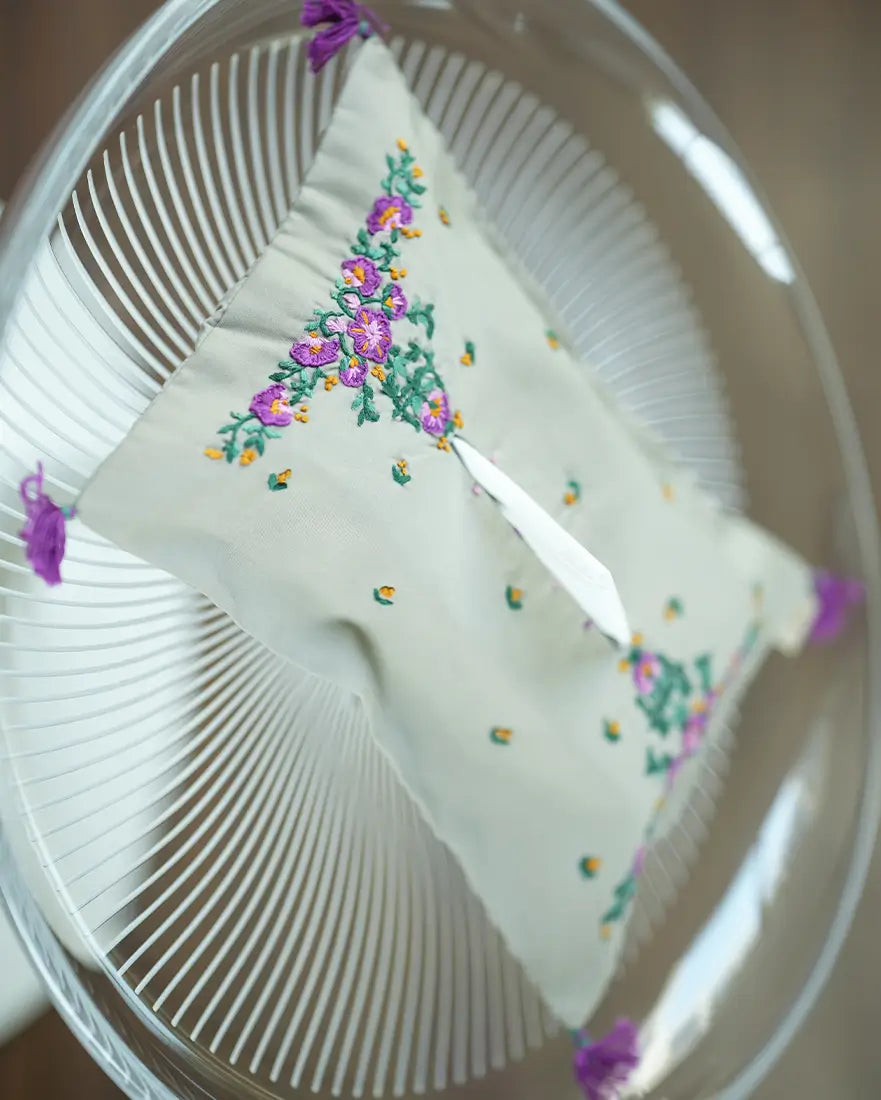Chinaar Beige Tissue Box Cover