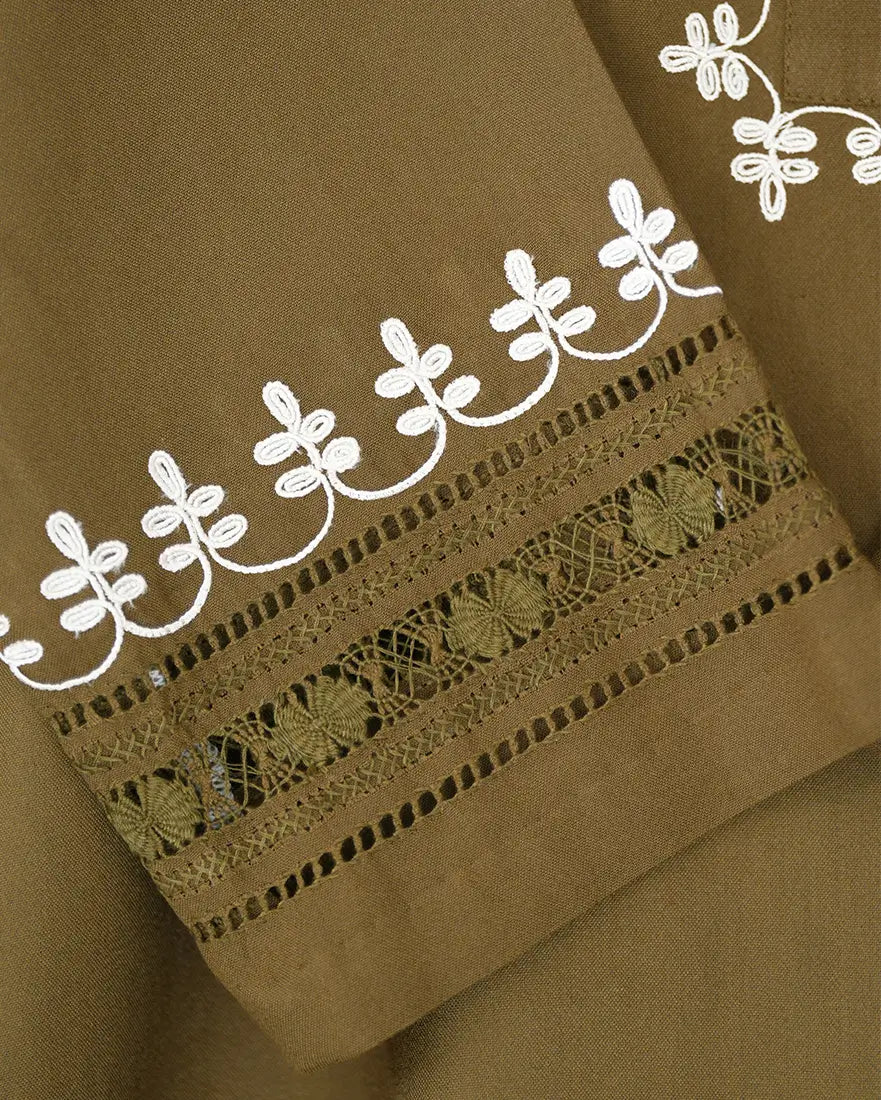 Haya B Tarkshi With Off White Dori