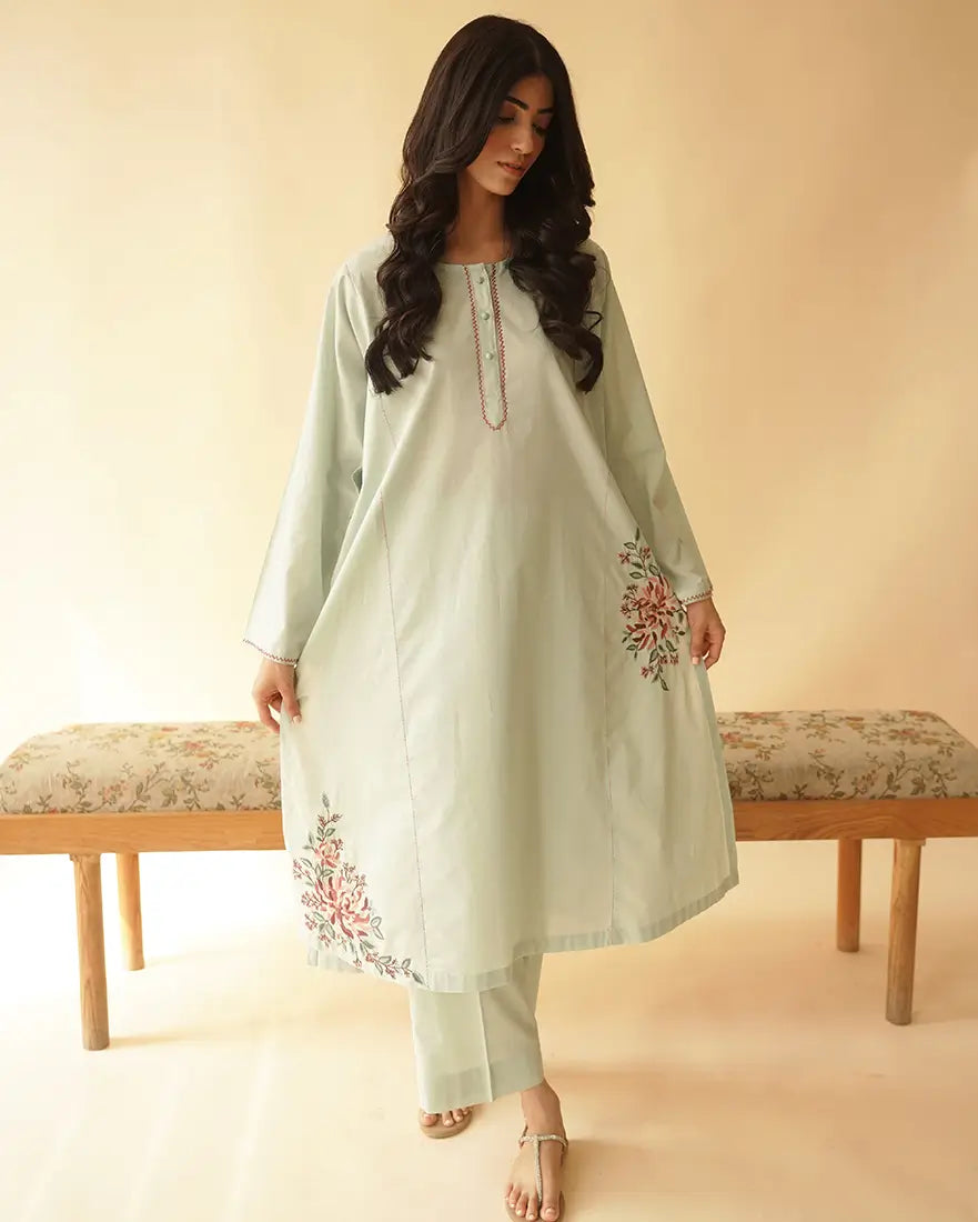 Nazneen Mint