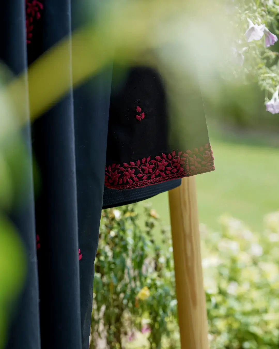 Kanwal Black & Maroon