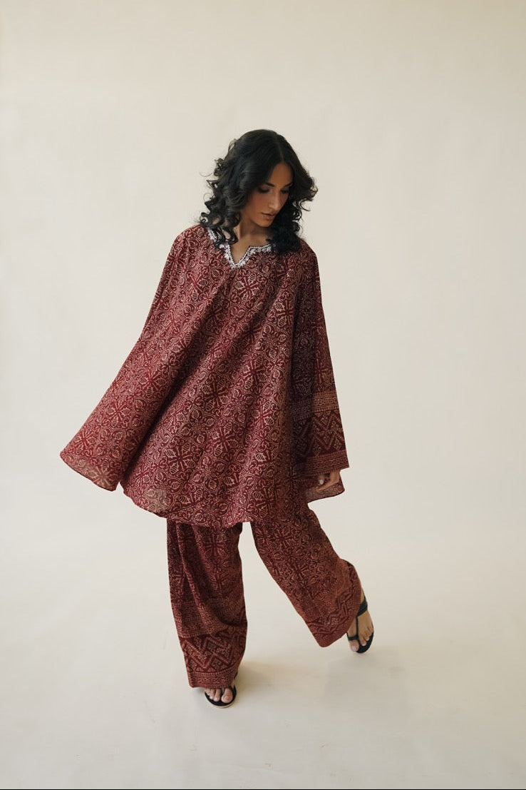 Surkh Ajrak 2 Pc Suit