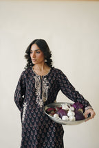 Abeer Ajrak 2 Pc Suit