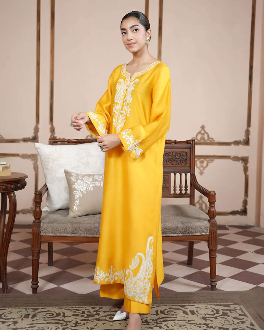 Laleh yellow Suit