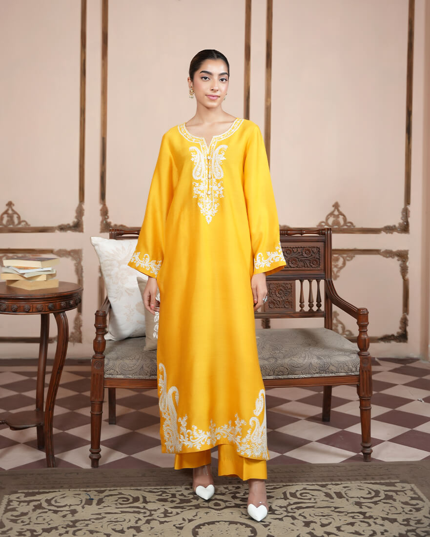 Laleh yellow Suit