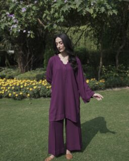 Gulaaha Plum suit