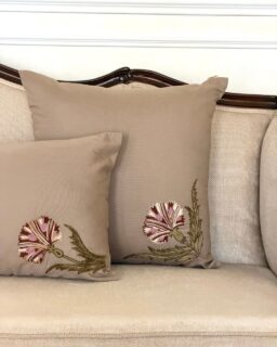 Mehkaar cushion