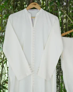 Haya off white suit