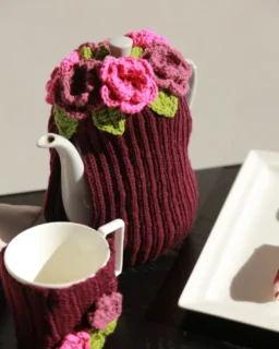 Plum Teacozy