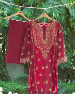 Zohra B Maroon