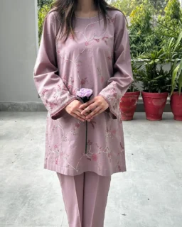 Naz tea pink Suit