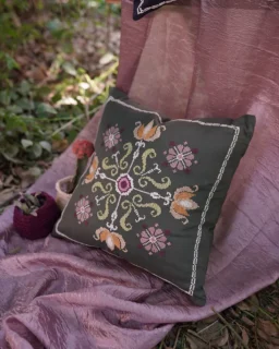 Yasmeena Cushion