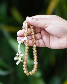 Tasbih Round Flower Beads Golden